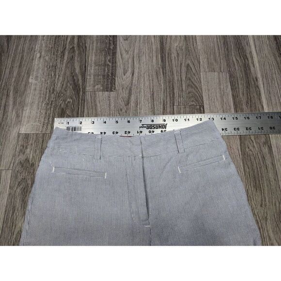 (3/$35) 212 Collection Size 2 Blue White Striped Seersucker Natural Fit Capris - Picture 8 of 12